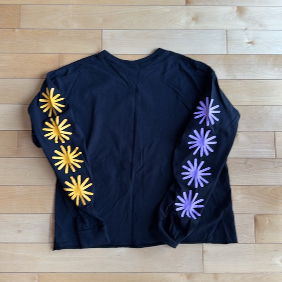 100% cotton long sleeves t-shirt by an English artist - Picture 2 of 3